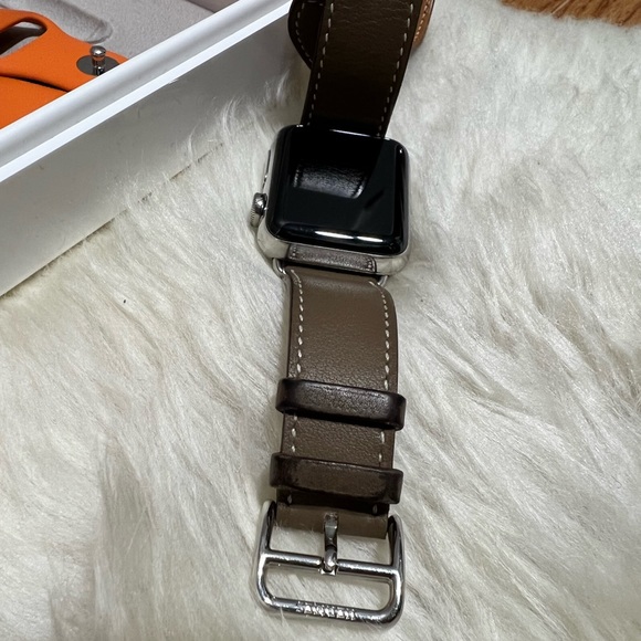 Authentic Hermès Apple Watch (series 2) 38 mm Stainless Steel - Picture 9 of 11